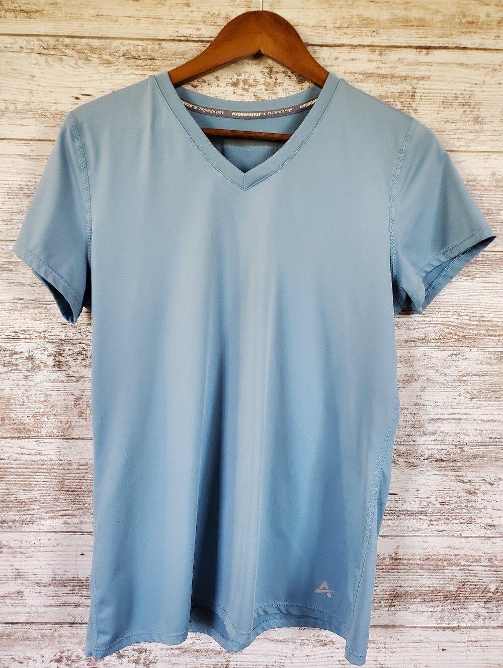 Arctic Cool Women's V-Neck Performance Tees Lot Blue Geometric Activewear Sz M - Picture 3 of 15
